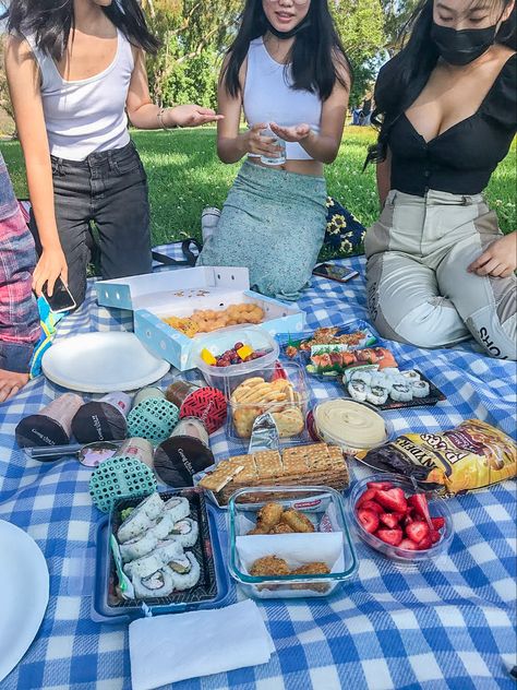 Picnic vibes • picnic with friends • picnic in the lake • food • mukbang • Asian food picnic • Poway lake • picnic in Poway lake • summer vibes • summer picnic Lake Picnic, Picnic Vibes, Picnic With Friends, Food Picnic, Lake Summer, Lake Food, Summer Picnic, Asian Food, Pretty Food