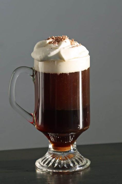 Fun Beverages, Visiting Ireland, Irish Coffee Recipe, Irish Drinks, Best Iced Coffee, Pepperocini Recipes, Slow Cooker Pork Chops, Crockpot Pulled Pork, Recipes Slow Cooker