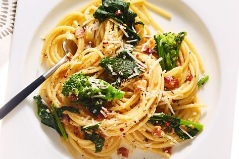 Miso Carbonara with Broccoli Rabe and Red-Pepper Flakes recipe | Epicurious.com Miso Carbonara, Red Pepper Flakes Recipes, Miso Paste Recipes, Traditional Carbonara Recipe, Miso Recipe, Red Miso, Miso Paste, Carbonara Recipe, Paste Recipe