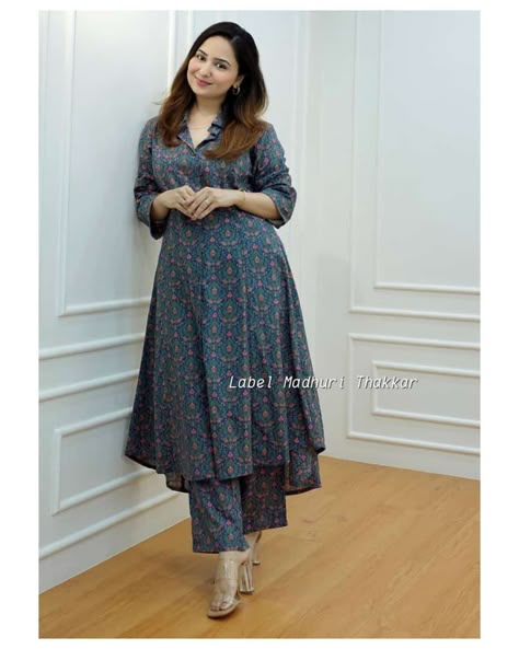 Casual kurtis A Line Kurti Designs, Set Kurti, A Line Kurti, New Kurti Designs, Simple Frocks, Anarkali Dress Pattern, Simple Kurta Designs, Simple Kurti Designs, Kurti Designs Latest