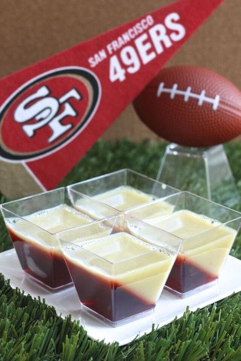 San Francisco 49ers Jell-O Shots Super Bowl Jello Shots, Super Bowl Drinks, Superbowl Party Food Ideas, Superbowl Recipes, Super Bowl Menu, Superbowl Desserts, Football Party Foods, 49ers Super Bowl, Jell O Shots