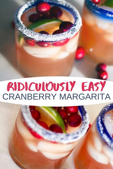 Fall Flavored Margaritas, Holiday Margaritas Pitcher, Fall Drinks Alcohol Cranberry, Easy Thanksgiving Alcoholic Drinks, Thanksgiving Drinks Alcohol Easy, Thanksgiving Margarita Recipes, Thanksgiving Margarita Pitcher, Fall Margarita Recipe, Fall Alcoholic Drinks Easy