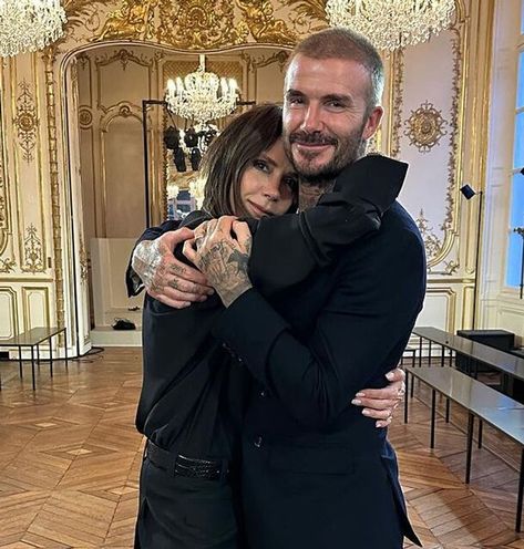 Victoria Beckham Breaks Silence on David’s Alleged AFFAIR and the Pain She Felt Because of It Victoria Beckham Outfits 2024, Victoria Beckham Style 2024, Victoria Beckham 2024, David Beckham And Victoria, Victoria Beckham Short Hair, Style Victoria Beckham, David Beckham Style, Islands In The Stream, Posh And Becks