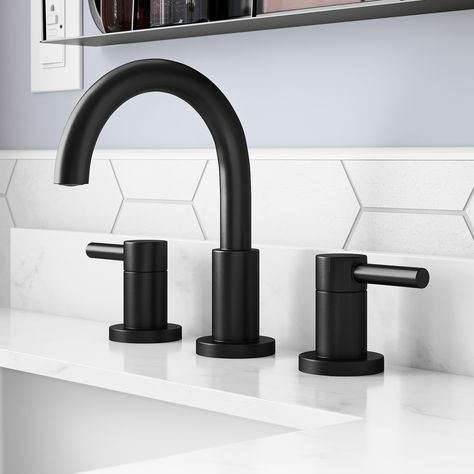 Black Sink Faucet, Black Bathroom Fixtures, Black Faucets, Black Bathroom Hardware, Black Faucet Bathroom, Black Bathroom Faucet, Matte Black Bathroom, Black Faucet, Black Sink