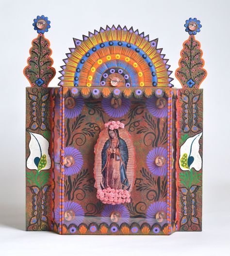 Mexican Folk Art tinwork Virgin Mary Tableau - Etsy Mexican Shrine, Nicho Box, Mexican Catholic Art, Plexiglass Art, Mexican Folk Art Decor, Mexican Art Painting, Mexican Folk Art Painting, Shrines Box, Sacred Heart Art