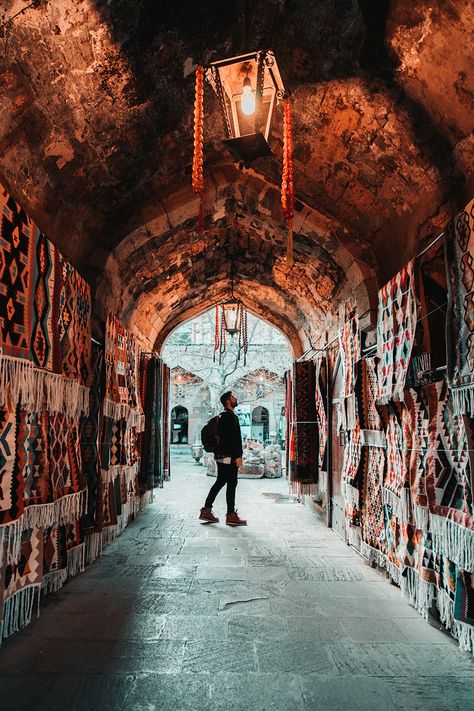 Old Town Karvansaray is one of the best photo spot in Baku,Azerbaijan Baku Restaurant, Azerbaijan Travel, Georgia Photography, Baku City, Instagram Places, Baku Azerbaijan, Sony A7, Amazing Buildings, Instagrammable Places