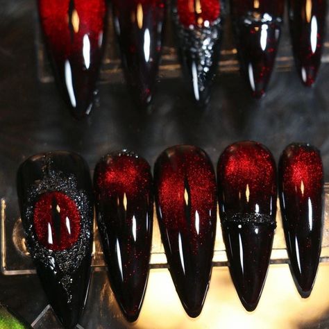 Black And Red Nails With Rhinestones, Blood Red Stiletto Nails, Ouji Board Nails, Black And Gold Halloween Nails, Misfits Nails, Vampy Nails Almond, Retro Halloween Nails, Spikey Nails, Gothic Red Nails