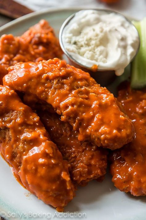 Buffalo Chicken Fingers, Chicken Fingers Recipe, Buffalo Chicken Strips, Buffalo Chicken Tenders, Chicken Finger Recipes, Super Bowl Food Healthy, Spicy Buffalo Chicken, Buffalo Chicken Wraps, Buffalo Chicken Recipes