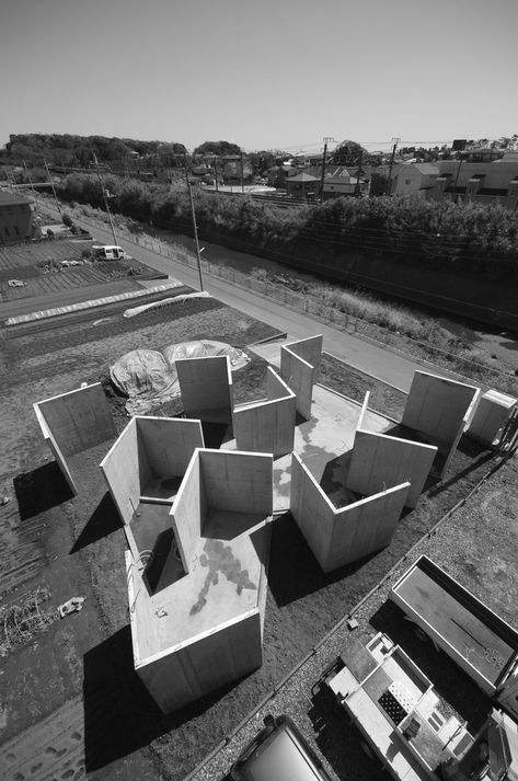 Gallery of House I / miya akiko architecture atelier - 9 Architecture Atelier, Layered Architecture, Traditional Japanese House, Interactive Walls, Temporary Structures, Interior Design Presentation, Concrete Sculpture, Architecture Concept Drawings, Closer To Nature