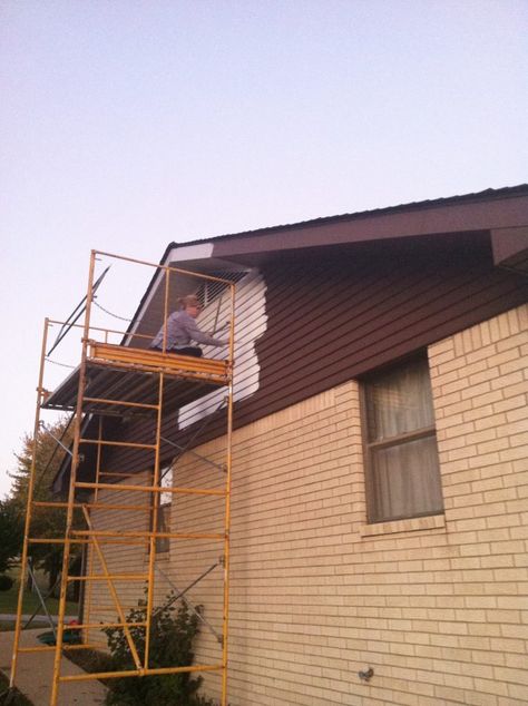 Painted Brick House Before and After! - How to paint a brick house Painted Brick And Siding Exterior, How To Paint A Brick House, Paint A Brick House, 1970s House Exterior, Orange Brick House Exterior, Yellow Brick House Exterior, How To Paint Brick, Painting Brick Exterior, Painted Brick Ranch