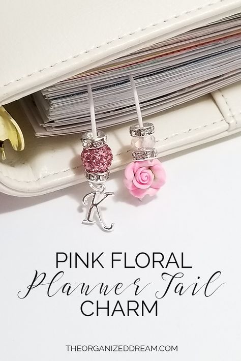 Planner Charms Diy, Purse Charms Diy, Floral Planner, Beaded Bookmarks, Planner Charms, Diy Bookmarks, Book Markers, Diy Planner, Planner Girl