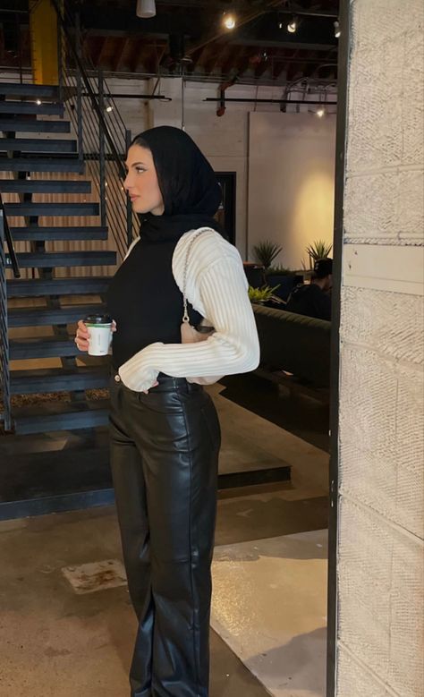 Modest Leather Pants Outfit, Leather Pants Modest Outfit, Hijabi Leather Pants Outfit, Hijabi Night Out Outfit, Leather Pants Outfit Hijab, Leather Hijab, Hijabi Casual, Hijabi Casual Outfits, Black Leather Pants Outfit