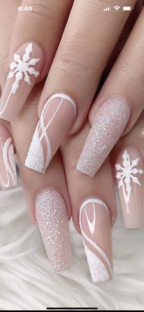 Nails Design Fall, Pink Christmas Nails, Thanksgiving Nail Ideas, January Nail Designs, Elegant Thanksgiving, Thanksgiving Nail Designs, Thanksgiving Nail, Unique Thanksgiving, January Nails