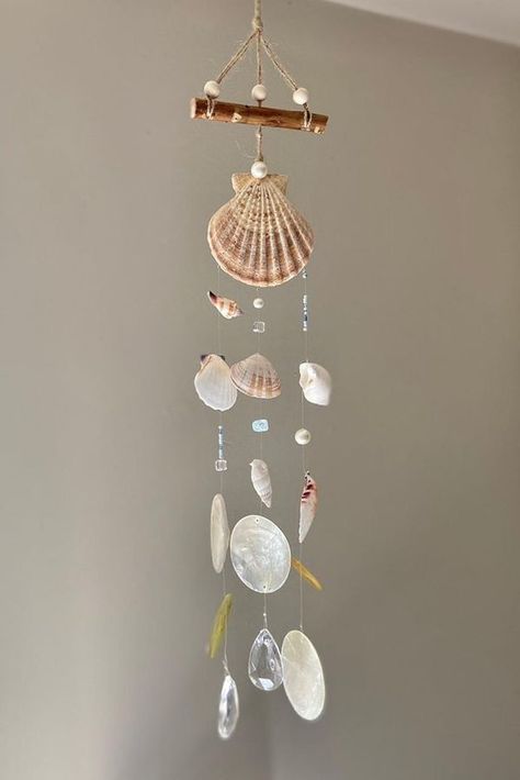 How To Make A Shell Wind Chime, Sea Shell Wind Chimes Diy Seashell Crafts, Tiny Shell Crafts, Olive Shell Crafts, Crafts With Jewelry, What To Do With Shells, Things To Do With Shells, Shell Hanging Decor, Sea Shell Ideas