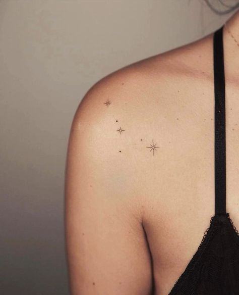 Imgur: The magic of the Internet Star Constellation Tattoo, Gemini Tattoo, Small Pretty Tattoos, Constellation Tattoo, Petite Tattoos, Zodiac Sign Tattoos, Zodiac Tattoos, Constellation Tattoos, Subtle Tattoos