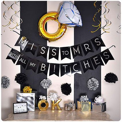 Classy Bachelorette Party Decorations, Gold Bachelorette Party Decorations, Black Bachelorette Party, Classy Bachelorette Party, Bachelorette Inspo, Gold Bachelorette Party, Bachelorette Party Banners, Bachelorette Party Weekend, Printed Letters