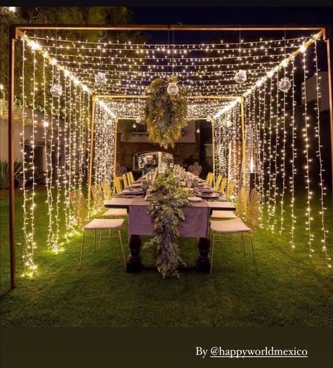 Modern ways to decor garden / garden decoration ideas 2023 Picnic Party Decorations, Backyard Movie Party, Backyard Dinner Party, Outdoor Restaurant Design, Lights Wedding Decor, Desi Wedding Decor, Garden Decor Ideas, Wedding Stage Decorations, Outdoor Wedding Decorations