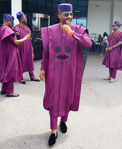 Agbada Outfit, Agbada Design, Latest Aso Ebi Styles, Nigerian Men Fashion, African Wear Styles For Men, Latest African Men Fashion, African Attire For Men, African Dresses Men, African Shirts For Men