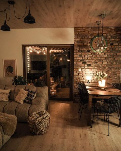 Dining Room Cozy, Brown House, Modern Home Interior Design, Apartment Aesthetic, Chic Interior, Elegant Interiors, Stunning Interiors, Cozy Apartment, Dream House Decor