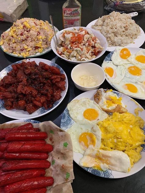 Filipino Breakfast, Filipino Street Food, Lima Bean, Opening Prayer, Food C, Lunch Recipes Healthy, Fair Food Recipes, Food Goals, Food Platters