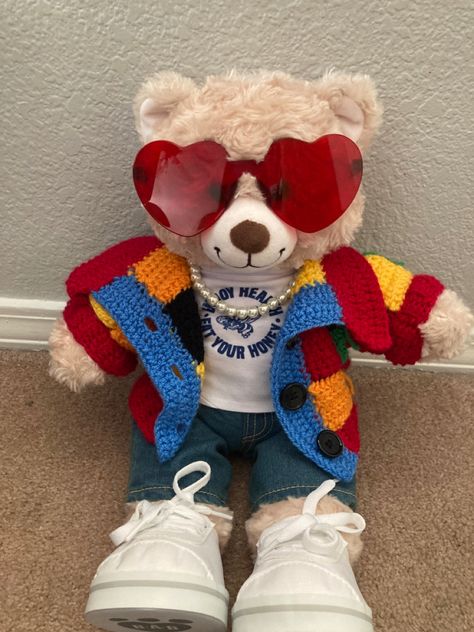 Build A Bear Harry Styles, Stuffed Animals With Clothes, Build A Bear Date Aesthetic, Build A Bear Animals, Build A Bear Outfits Aesthetic, Aesthetic Build A Bear, Build A Bear Crochet, Build A Bear Ideas, Cute Build A Bears