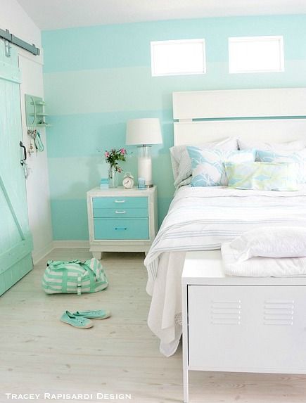 Still gushing, I want this beach house! Aqua, mint- that wall is almost identical to my logo ;0) Pastel Blue Cottage Bedroom Turquoise Room, Bedroom Turquoise, Bedroom Beach, Beach Colors, Beach Room, Teen Girl Bedroom, Dekorasi Kamar Tidur, Coastal Bedrooms, Cottage Bedroom