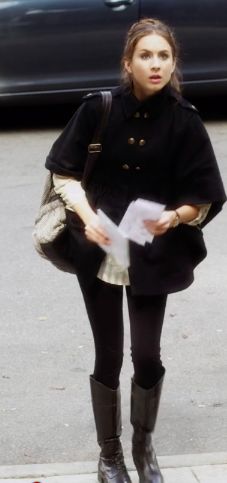 Younger Series Outfits, 2012 Fashion Tumblr, Pretty Little Liars Inspired Outfits, 2011 Outfits, Study Outfits, Aria Pll, Spencer Hastings Outfits, Spencer Hastings Style, Pretty Little Liars Spencer