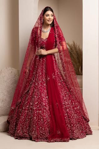 Panelled Lehenga, Floral Bridal Lehenga, Pink Lengha, Red Bridal Lehenga, Latest Bridal Lehenga Designs, Gold Lehenga, Bridal Lehenga Designs, Latest Bridal Lehenga, Lehenga Red