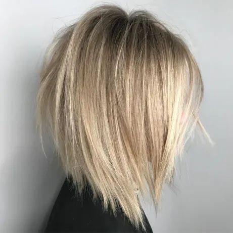 50 Trendy Inverted Bob Haircuts Bob Inversat, Inverted Long Bob, Inverted Bob Haircuts, Ideas Haircut, Haircut Medium, Medium Bob Haircut, Inverted Bob Hairstyles, Blond Balayage, Medium Bob Hairstyles