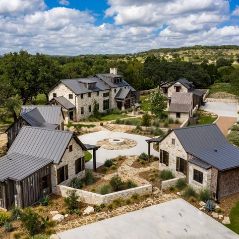 860 Boot Ranch Circle | Mabery Contracting Family Village Plans, Family Compound Ideas Layout, Texas Ranch Style Homes, Ranch Style Homes Interior, Multigenerational House, Ranch House Designs, Hill Country Homes, Farmhouse Architecture, Farm Layout