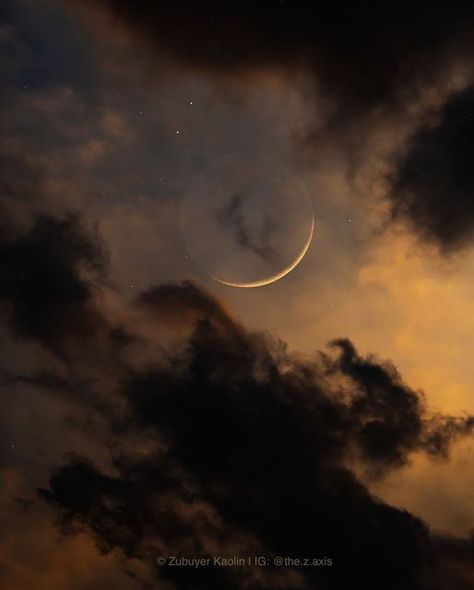 Ig Grid, Celestial Aesthetic, Nasa Moon, Aesthetic Moon, Elemental Magic, Shoot The Moon, Moon Setting, Star Photography, Moon Photos