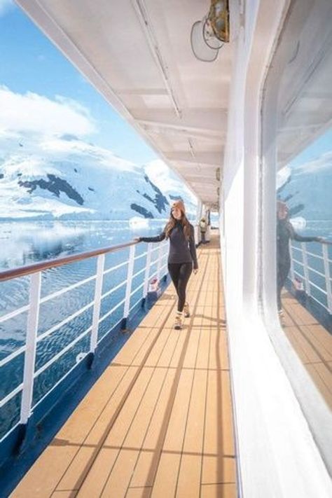 Aesthetic Antarctica, Alaska Cruise Aesthetic, Antarctica Aesthetic, Antarctica Photography, Cruise Aesthetic, Alaska Cruise Outfits, Antarctica Cruise, Antarctica Travel, Drake Passage