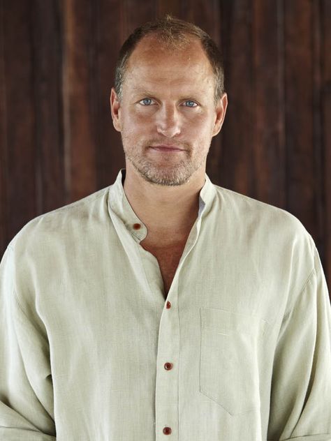 Woody Harrelson Signs On for Young Han Solo Film | StarWars.com Woody Harrelson, Han Solo, Friends With Benefits, We Are The World, Famous Men, Shooting Photo, Famous Faces, Best Actor, Hollywood Stars