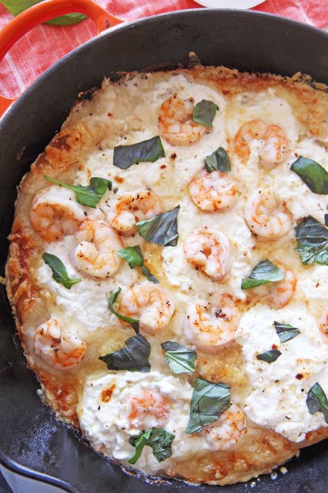 Shrimp Scampi Pizza in a Cast Iron Pan - Chop Happy Cast Iron Shrimp, Shrimp Scampi Pizza, Scampi Pizza, Lemon Pizza, Garlicky Shrimp, Best Pizza Dough, Juicy Shrimp, One Pan Dinner, Easy Party Food