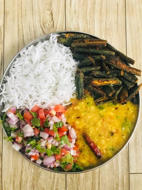 Dal Chawal Photography, Dal Chawal Aesthetic, Dal Chawal Indian, Dal Chawal Snapchat, Dal Chawal, Punjabi Cuisine, Board Pictures, Naan Recipe, Food Obsession