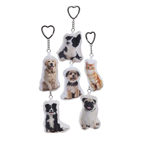 25 Best Personalized Pet Gifts for 2021 — Gift Ideas for Dog & Cat Lovers Cat Lovers Gifts Ideas, Pet Owner Gifts, Dog Personalized Gifts, Dog Lovers Gifts, Pet Lover Gifts, Custom Dog Gifts, Dog Themed Gifts, Colorful Hairstyles, Hopelessly Devoted