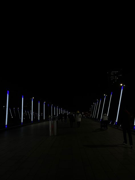 #dark #london #londonlife #nightlife #stratford #nightphotography #westfield #happy #walk #happiness Stratford London, London Life, Night Photography, Night Life, Photography Poses, London, Concert, Orange, Photography