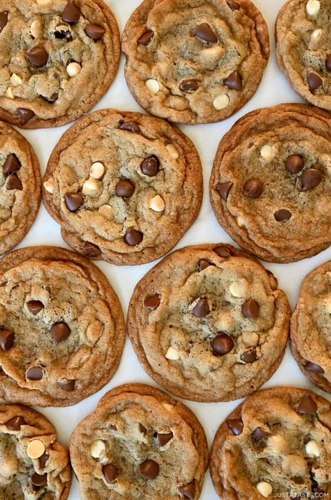 Donna Kelsey Chocolate Chip Cookies, Mama Kelsey Chocolate Chip Cookies, Mamma Kelce Cookies, Mama Kelce's Best Chocolate Chip Cookies, Donna Kelce Chocolate Chip Cookies, Farmers Market Cookies, Donna Kelce, Ghirardelli Chocolate Chip Cookies, Super Bowl 57