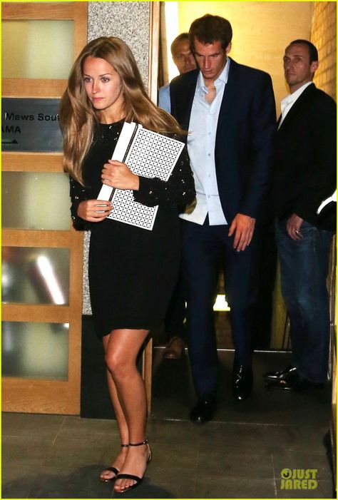 andy murray kim sears nobu dinner date after wimbledon photo call 05 Kim Murray, Kim Sears, Kim Style, Peaches Geldof, Office Chic, Andy Murray, Formula Racing, Helen Mirren, Americana Fashion