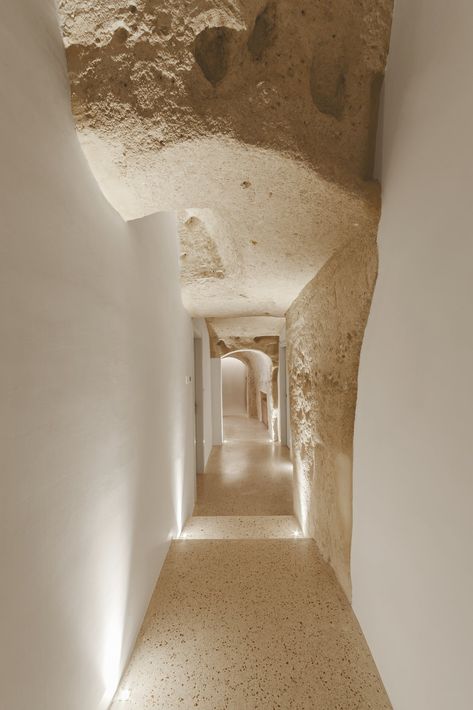 Dwell - Stay in This Extraordinary Cave Hotel in Southern Italy Ruangan Studio, Architecture Antique, Case In Pietra, Cave Hotel, Interior Design Minimalist, Loft Interior, Design Hotel, Interior Modern, Hotel Design