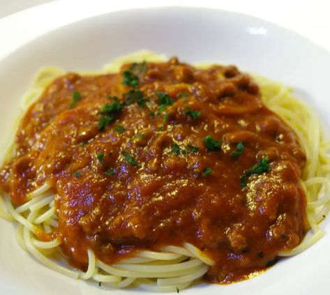 Spaghetti Factory Recipes, Old Spaghetti Factory Recipes, Spaghetti Factory Meat Sauce, Old Spaghetti Factory, Blooming Onion Recipes, Meat Sauce Recipe, Spaghetti Factory, Spaghetti Meat Sauce, Meat Sauce Recipes