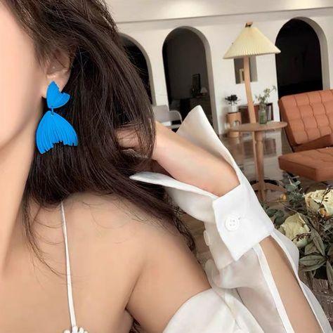 Big Fish Tail Earrings Cute Korean Geometric Irregular Metal Long Earrings for Women Heavy Statement Blue Mermaid Tail, Needle Earrings, Romantic Earrings, Woman Personality, Blue Mermaid, Fish Tail, Yellow Earrings, Earrings Cute, Red Earrings