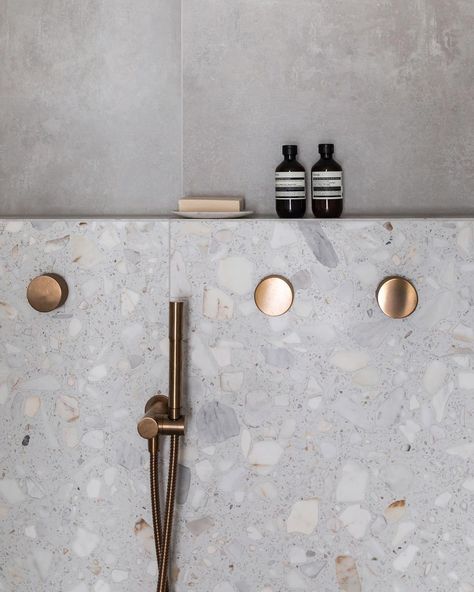 Exploring the Hottest Tile Trends for Home Interiors in 2024 - Matchness.com Terrazo Bathroom Floor, Grey Terrazzo Bathroom, Terrazzo Tile Bathroom, Terrazzo Tiles Bathroom, Neutral Bathroom Tile, Terrazzo Bathroom, Dark Bathrooms, Bronze Bathroom, Terrazzo Tile