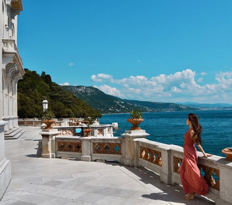 Trieste Photo Ideas, Castle Vibes, Miramare Castle, Pretty Cities, Fantasy Shoes, European Holiday, Trieste Italy, Picture Inspiration, Adriatic Sea