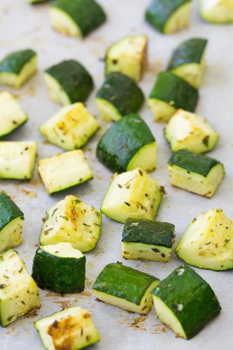 How To Cook Zucchini In Oven, Zuquini Recipes, Oven Zucchini, Oven Roasted Zucchini, Zucchini In The Oven, Zucchini Recipes Baked, Best Zucchini Recipes, Oven Food, Health Meals