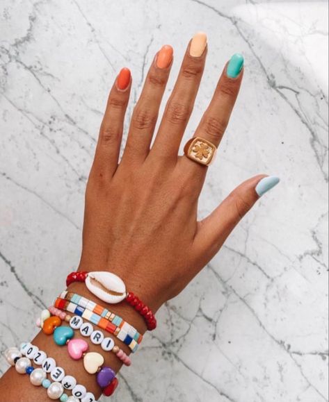 Nails With 5 Different Colors, Solid Color Nail Combos, Solid Nail Color Ideas Multicolor, Summer Nails Multiple Colors, Matte Bright Nails, Multi Color Nails Summer, Simple Multicolor Nails, Bright Different Color Nails, Five Color Nails