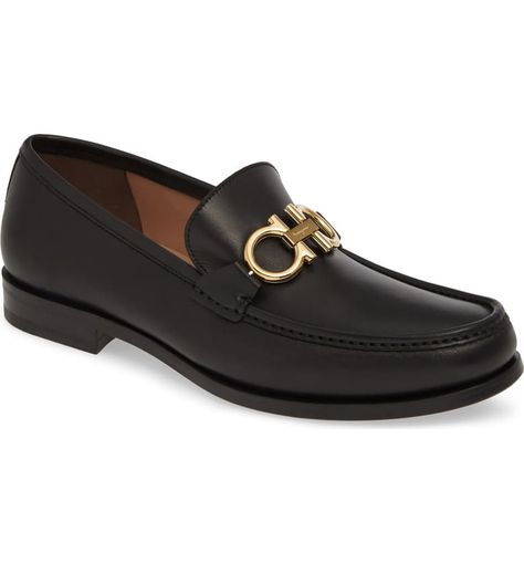 Italian Loafers, Gents Shoes, Salvatore Ferragamo Men, Bit Loafers, Leather Shoes Men, Footwear Design Women, Leather Loafers, Salvatore Ferragamo, Shoes Online