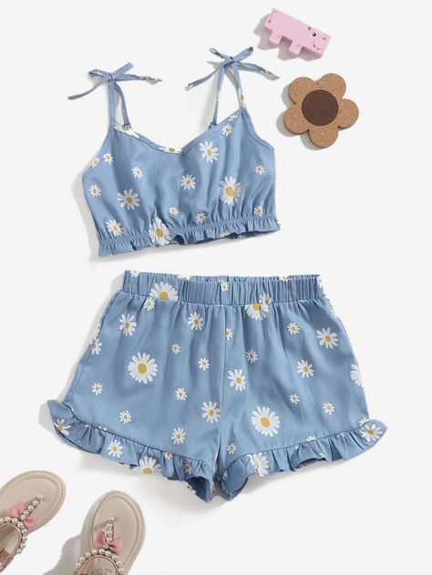 Casual Beach Style, Top Shorts Set, Summer Outfits Kids, Tween Outfits, Daisy Print, Really Cute Outfits, Cute Summer Outfits, Casual Sets