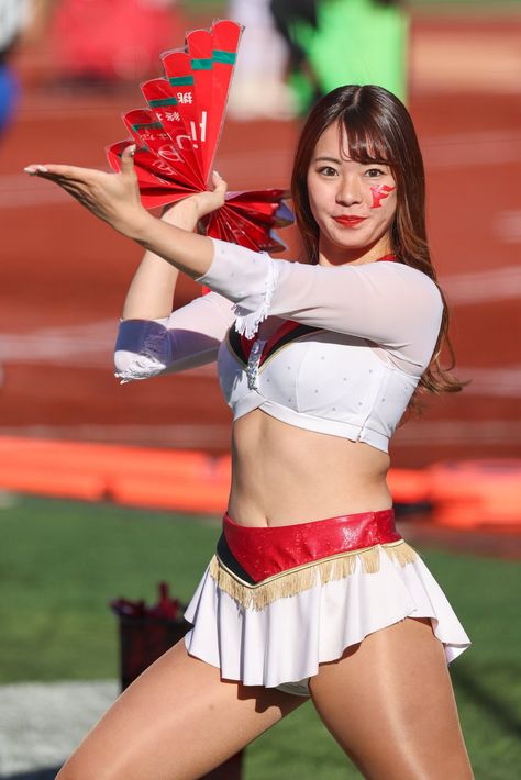 Asian Cheerleader, Cheer Leading, Cheerleading Pictures, Cheerleading Outfits, Cheerleading, Asian Beauty, Beauty, Quick Saves