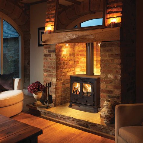 Woodburning Stove Fireplace, Wood Burner Fireplace, Wood Burning Stoves Living Room, Log Burner Fireplace, Log Burner Living Room, Boiler Stoves, Wood Stove Fireplace, Inglenook Fireplace, Casa Country